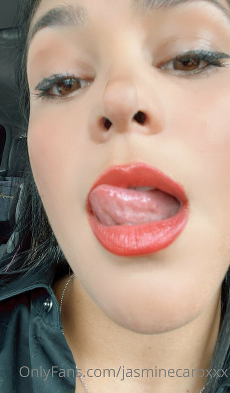 Photo nue de fuite OnlyFans de Jasmine Caro