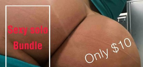 Photo nue de fuite OnlyFans de Horniestmom