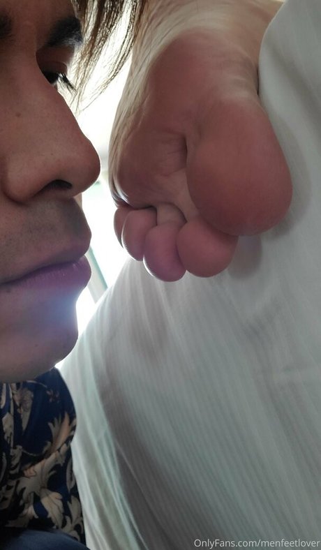 Photo nue de fuite OnlyFans de Menfeetlover