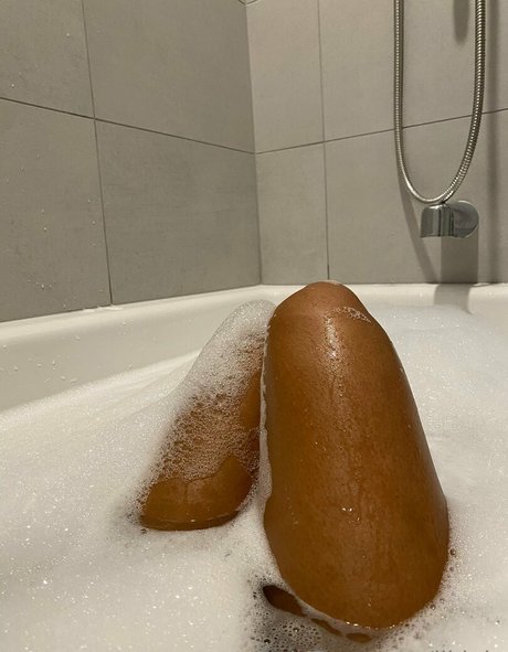 Photo nue de fuite OnlyFans de Luluchicago