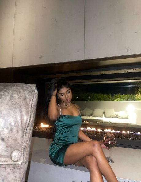 Photo nue de fuite OnlyFans de Luluchicago