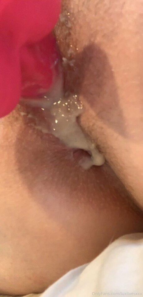 Photo nue de fuite OnlyFans de Luxlivesxxx