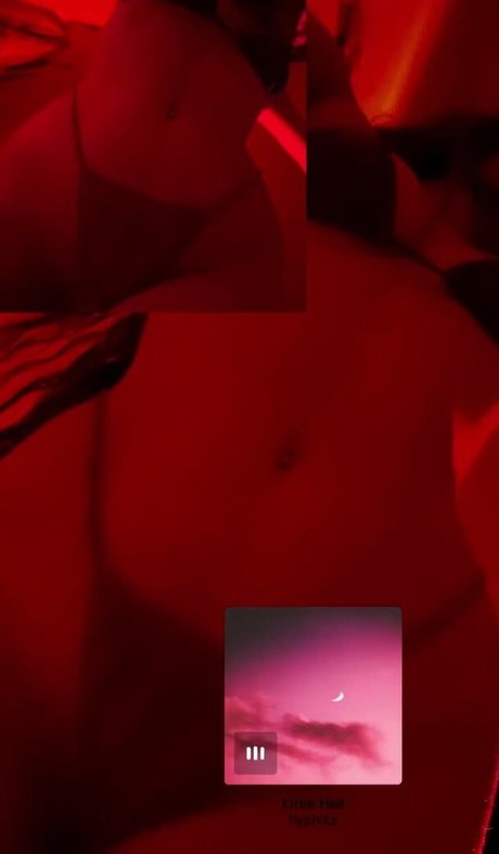 Photo nue de fuite OnlyFans de Loveliexo