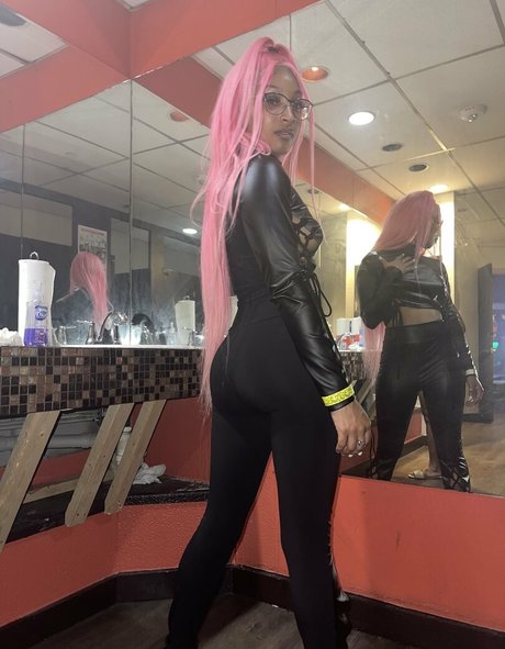 Photo nue de fuite OnlyFans de Pinkcash118