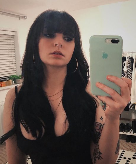 Emma Blackery