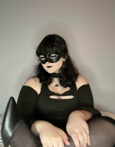 Photo nue de fuite OnlyFans de Giantessgrey