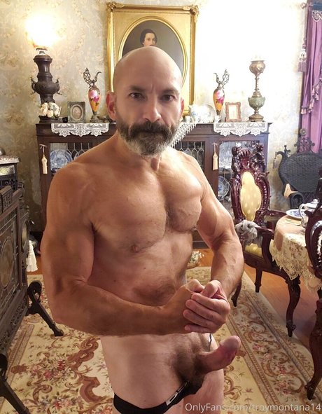 Photo nue de fuite OnlyFans de Troymontana14