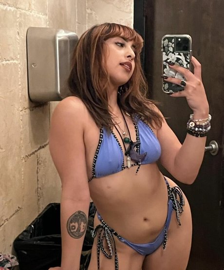 Photo nue de fuite OnlyFans de Secretlifeofstephhh