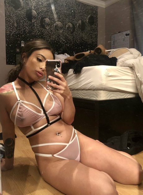 Photo nue de fuite OnlyFans de Sweetlatina1