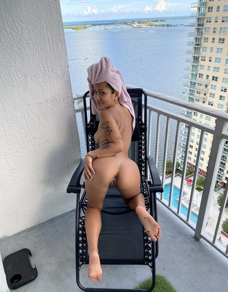 Photo nue de fuite OnlyFans de Yumi Sin