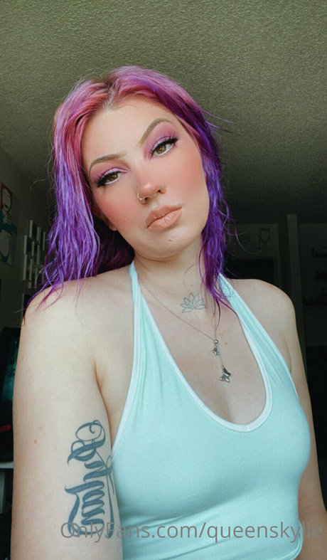 Photo nue de fuite OnlyFans de Queenskylie