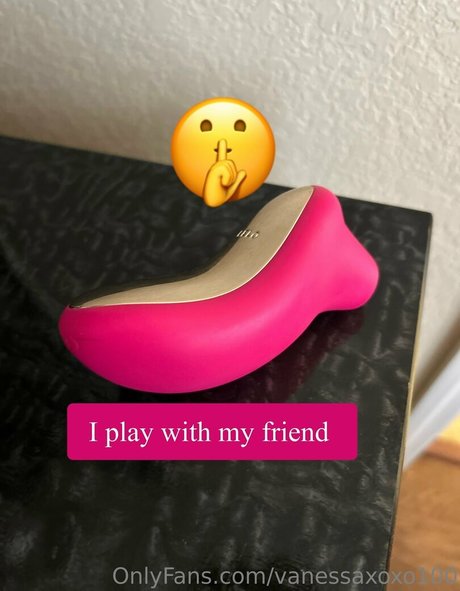 Photo nue de fuite OnlyFans de Vanessaxoxo100