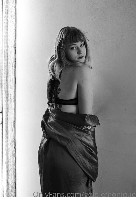 Photo nue de fuite OnlyFans de Goldiemonique