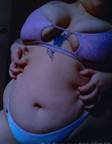 Photo nue de fuite OnlyFans de Littlelilith69