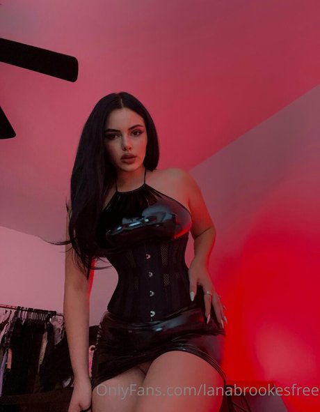 Photo nue de fuite OnlyFans de Lanabrookesfree