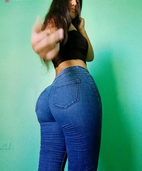 Photo nue de fuite OnlyFans de Nicol Pizarro