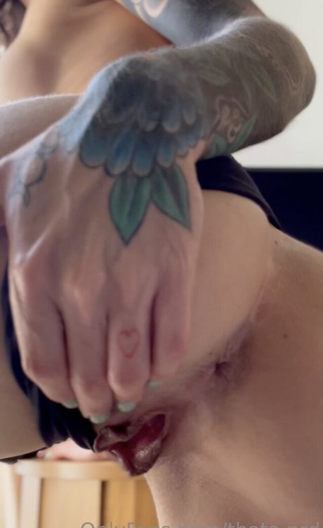 Photo nue de fuite OnlyFans de Thata