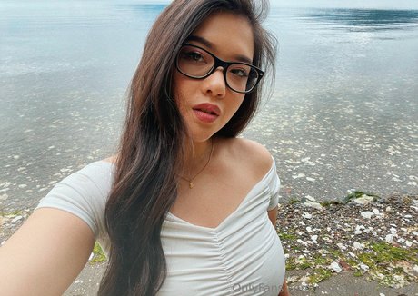 Photo nue de fuite OnlyFans de Sonia Elsie