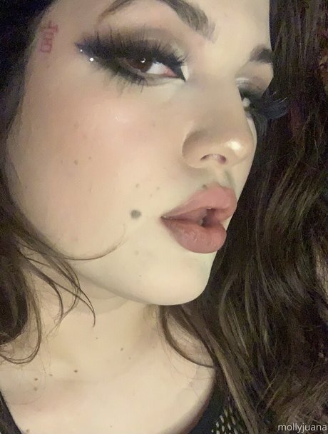 Photo nue de fuite OnlyFans de Mollyjuana