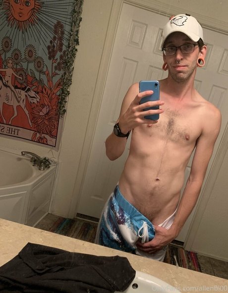 Photo nue de fuite OnlyFans de Allenbl00