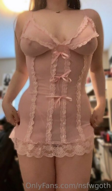 Photo nue de fuite OnlyFans de Nsfwgoth