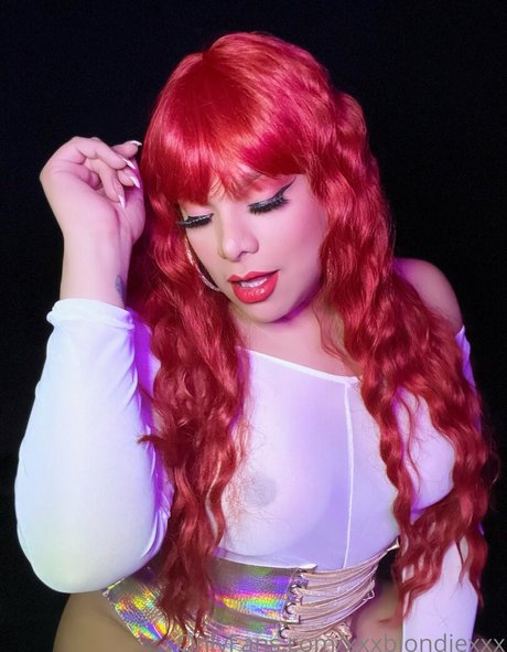 Photo nue de fuite OnlyFans de Xxxblondiexxx