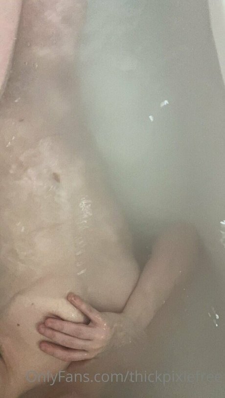 Photo nue de fuite OnlyFans de Thickpixiefree