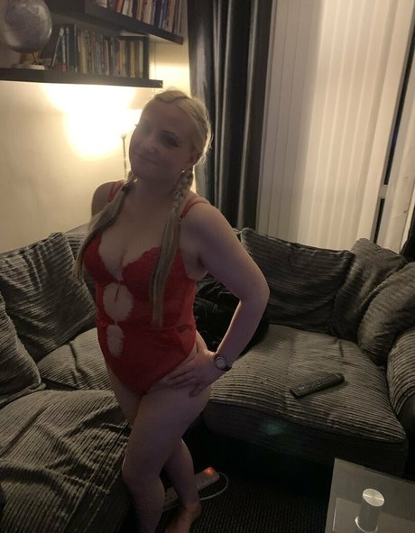 Photo nue de fuite OnlyFans de Petitiepolly
