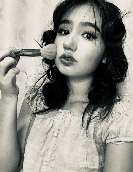 Photo nue de fuite OnlyFans de Ooficialanie