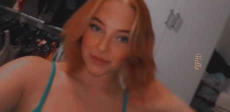 Photo nue de fuite OnlyFans de Sarah Neuhaus