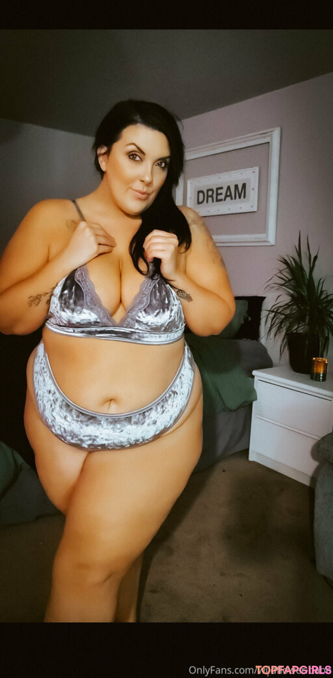 Photo nue de fuite OnlyFans de Wildflowerbabe #36 Photo nue de fuite OnlyFans de Wildflowerbabe #36