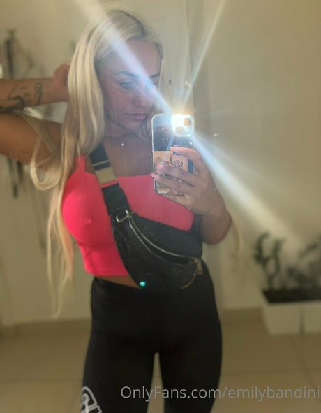 Photo nue de fuite OnlyFans de Emilybandini
