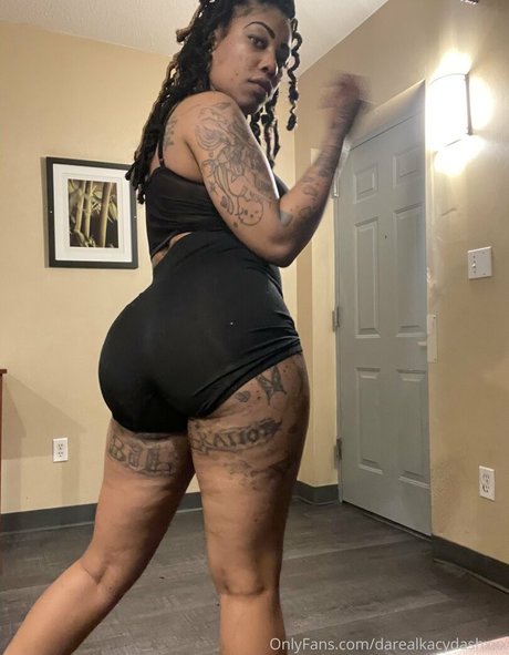 Photo nue de fuite OnlyFans de Darealkacydashxxx