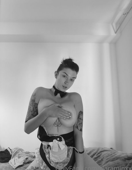 Photo nue de fuite OnlyFans de Claraminxx