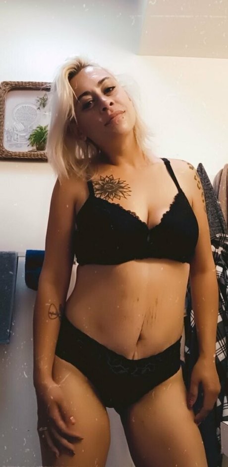 Photo nue de fuite OnlyFans de Alyyjane
