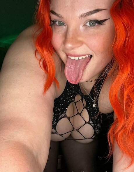 Photo nue de fuite OnlyFans de Milkontapfreepage