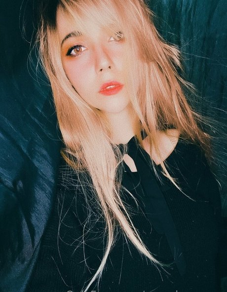 Photo nue de fuite OnlyFans de Moonlunaaaaaa