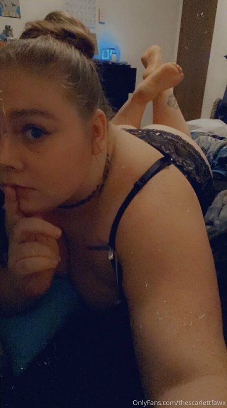 Photo nue de fuite OnlyFans de Thescarlettfawx