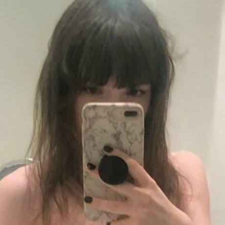Photo nue de fuite OnlyFans de Mewnii