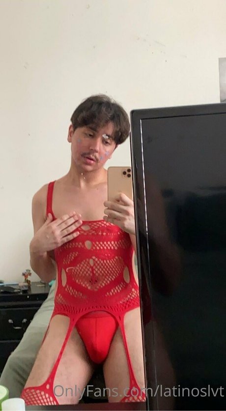 Photo nue de fuite OnlyFans de Latinoslvt