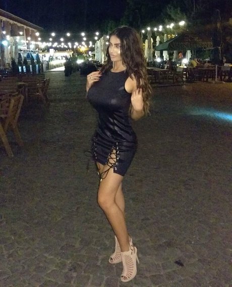 Photo nue de fuite OnlyFans de Lupulescu P