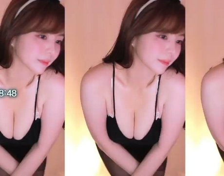 Photo nue de fuite OnlyFans de Hanny2727