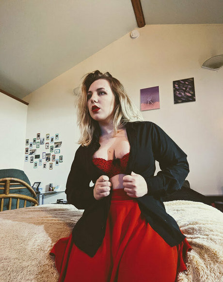 Photo nue de fuite OnlyFans de Dancingkitten