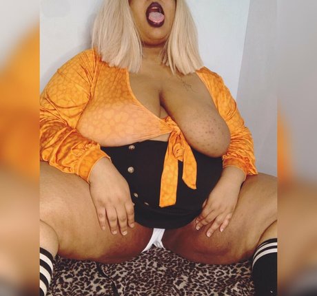 Photo nue de fuite OnlyFans de Bbwgoddess179
