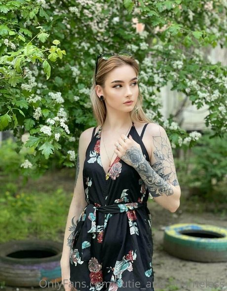 Photo nue de fuite OnlyFans de Cutieandshameless