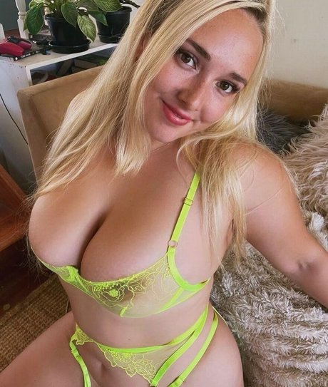 Lexi Kent