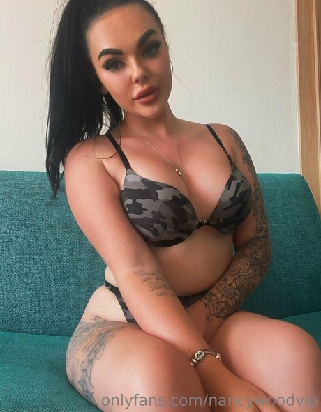 Photo nue de fuite OnlyFans de Itsnancywoodfree