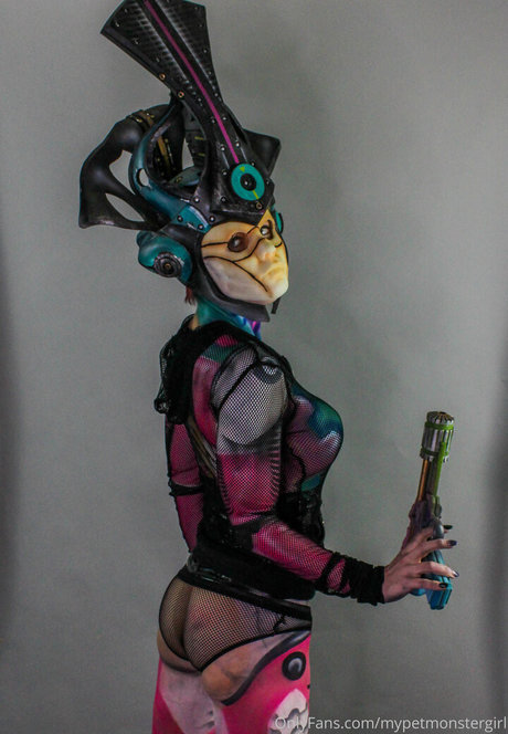 Mypetmonstergirl
