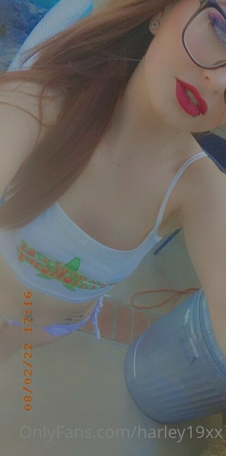 Photo nue de fuite OnlyFans de Harley19xx
