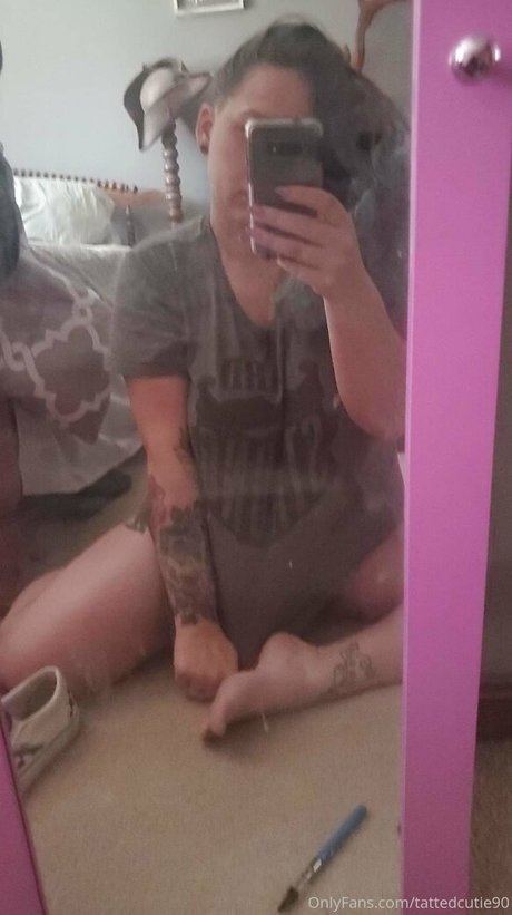 Photo nue de fuite OnlyFans de Tattedcutie90